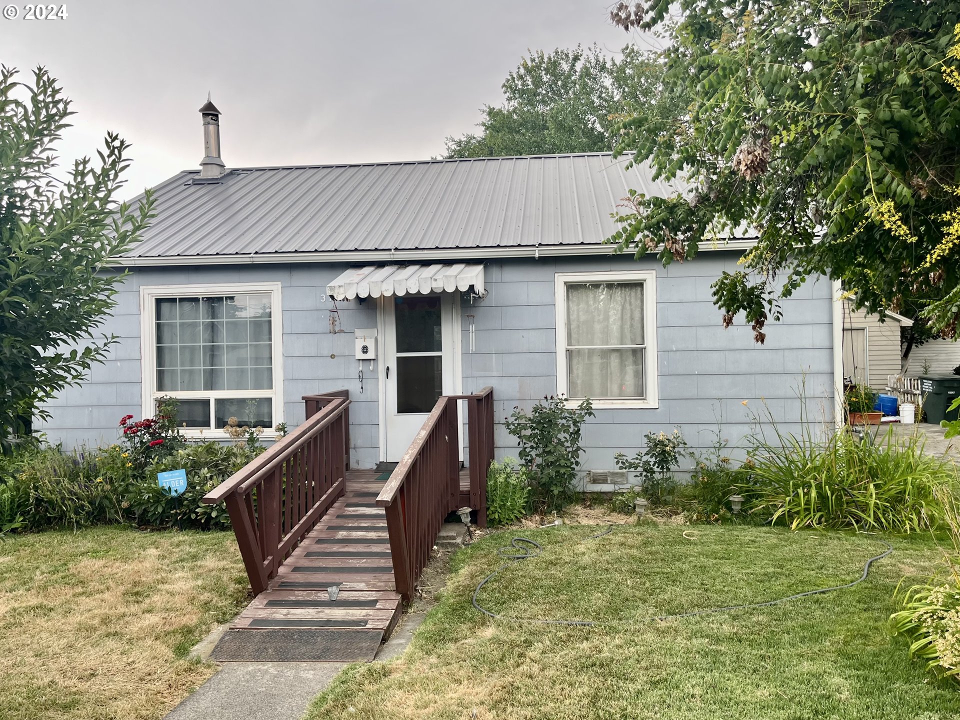 37 Southeast 11th Street Pendleton, OR 97801 - Photo 1 of 13 Gallery Image 1