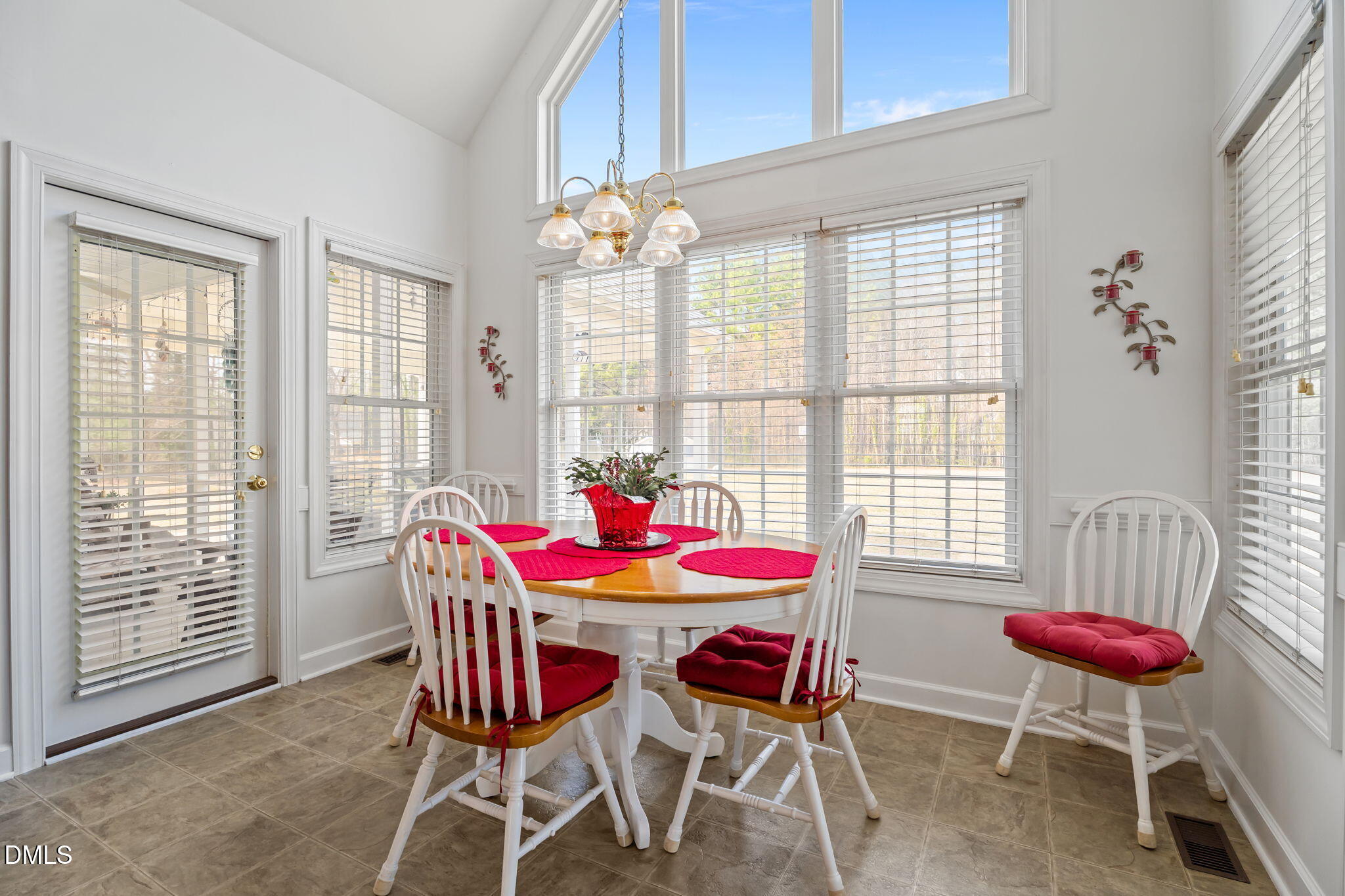 2185 Old US Highway 64 Spring Hope, NC 27882 - Photo 19 of 53 Breakfast Nook