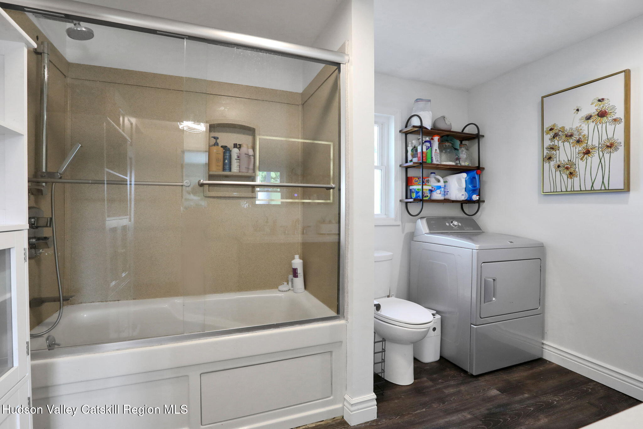 2294 Highway 32 Saugerties, NY 12477 - Photo 24 of 36 a bathroom with a toilet a sink and bathtub