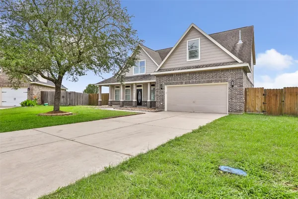 $2,900 | 14006 Tobago Court, Mont Belvieu, TX 77523