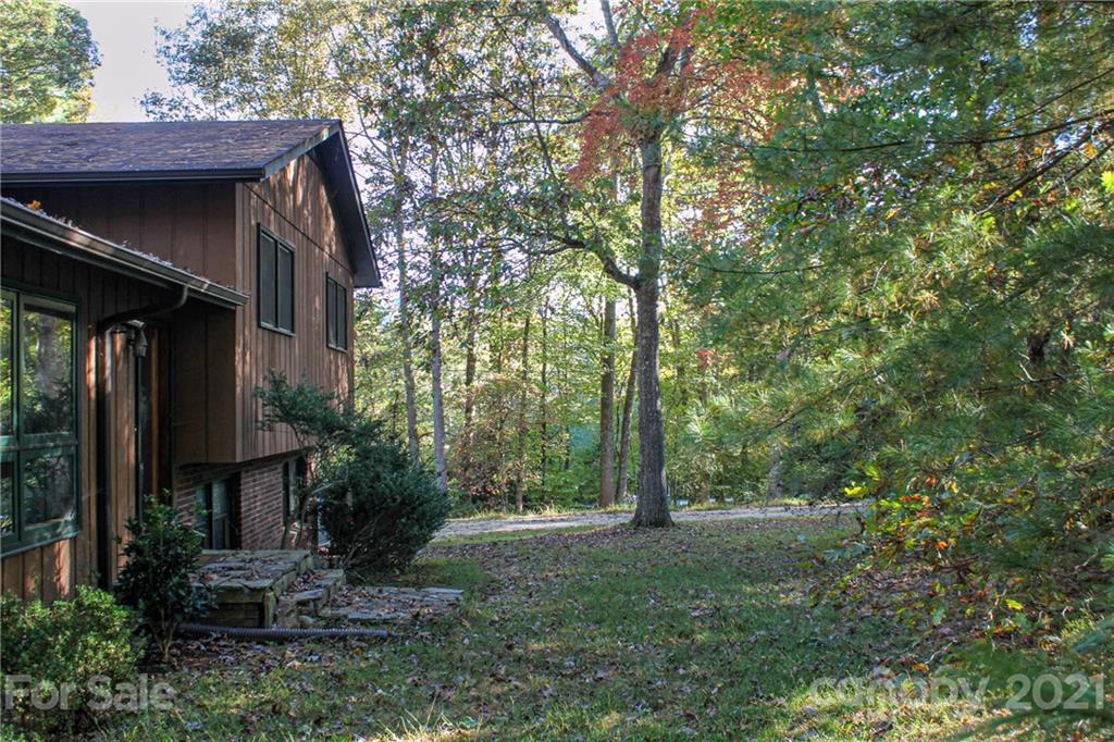 4 Wyoke Road Fletcher, NC 28732 - Photo 4 of 38 Gallery Image 4