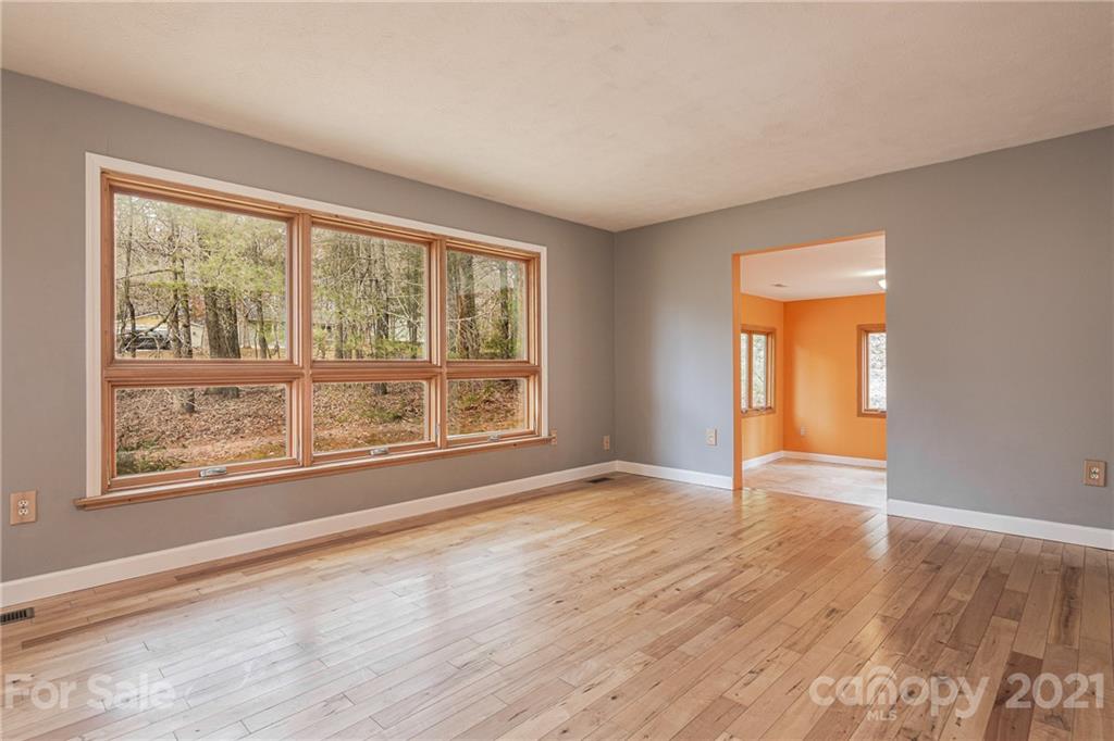 4 Wyoke Road Fletcher, NC 28732 - Photo 7 of 38 Gallery Image 7