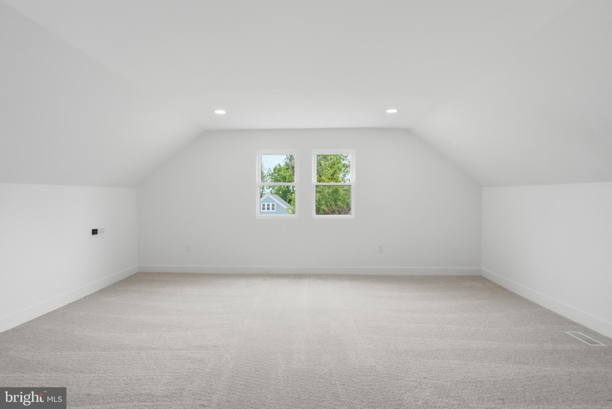 3806 Dorchester Road Baltimore, MD 21215 - Photo 47 of 55