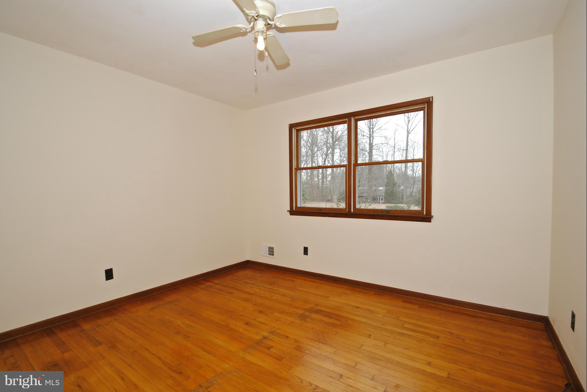1289 Rossback Road Davidsonville, MD 21035 - Photo 15 of 19 Bedroom