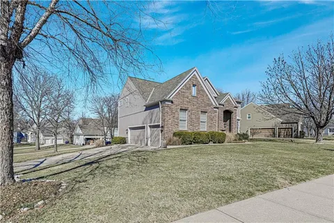 $660,000 | 14316 Windsor Drive, Leawood, KS 66224