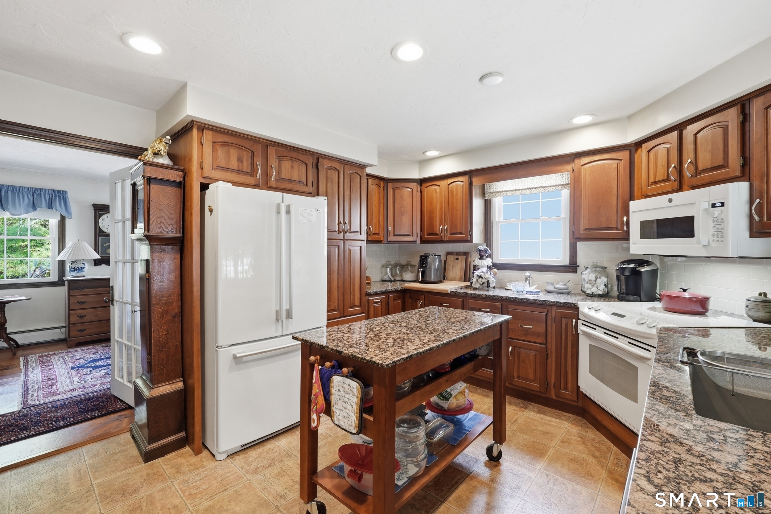 22 Kingsbury Road Thompson, CT 06277 - Photo 6 of 39 Gallery Image 6