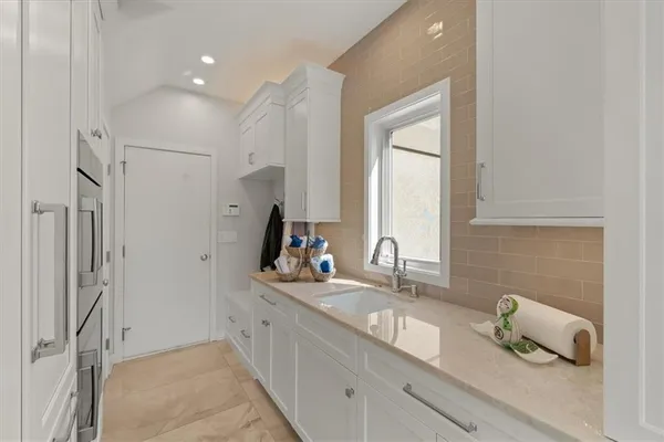 $1,999,900 | 16607 Northeast 121st Terrace, Kearney, MO 64060