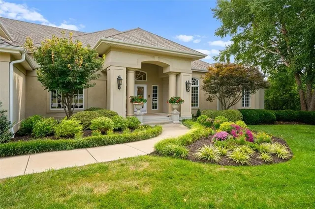 $1,999,900 | 16607 Northeast 121st Terrace, Kearney, MO 64060