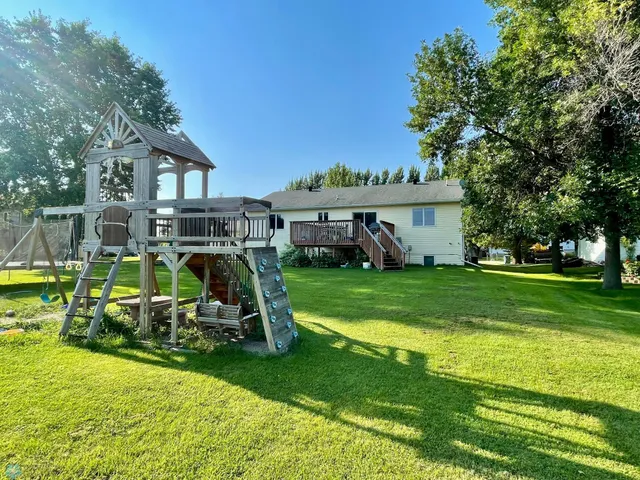 $319,900 | 214 9th Street Southeast, Glyndon, MN 56547
