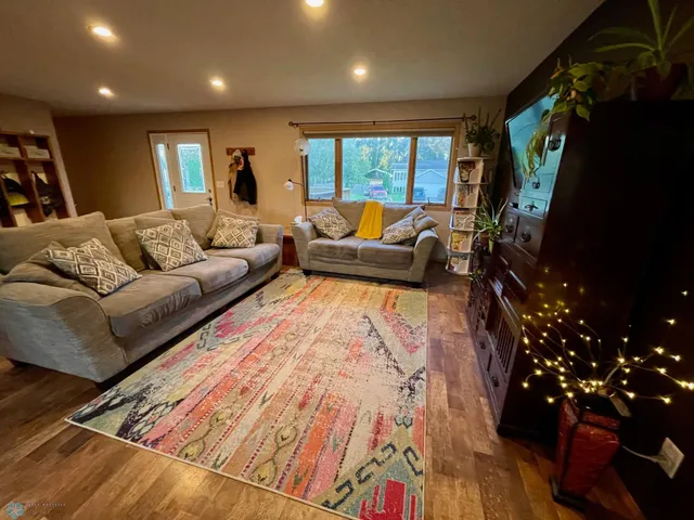 $319,900 | 214 9th Street Southeast, Glyndon, MN 56547