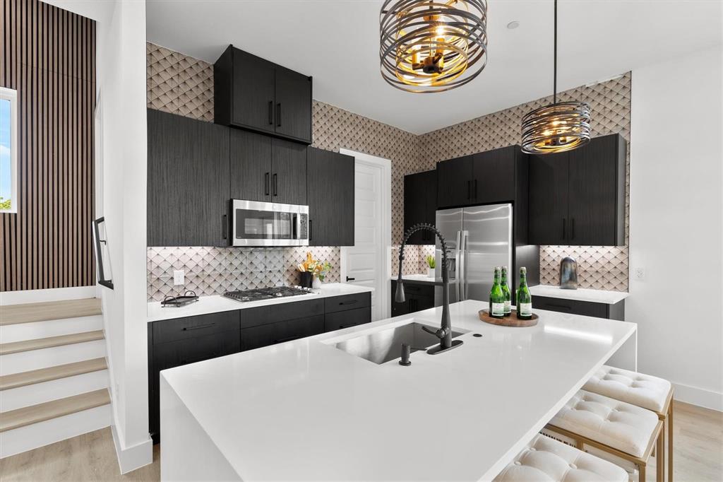 723 West 10th Street, Unit 101 Dallas, TX 75208 - Photo 6 of 36