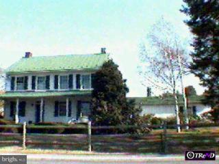 490 Mountain View Road Shillington, PA 19607 - Photo 1 of 1