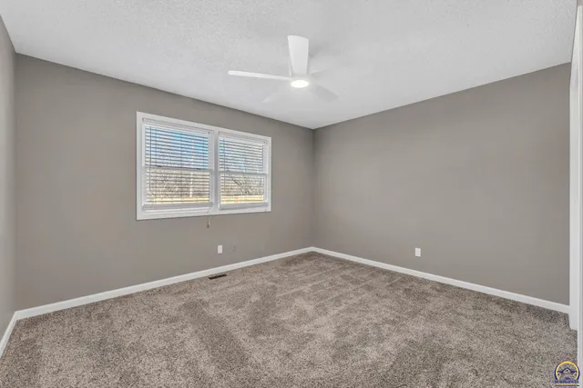 $235,000 | 1606 Southeast 37th Street, Topeka, KS 66605