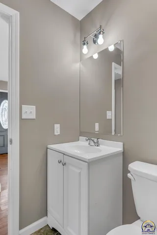 $235,000 | 1606 Southeast 37th Street, Topeka, KS 66605