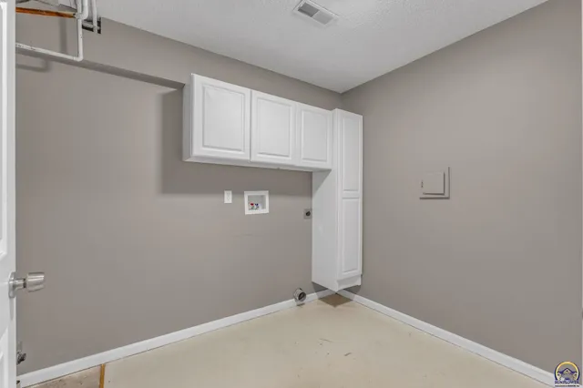 $235,000 | 1606 Southeast 37th Street, Topeka, KS 66605