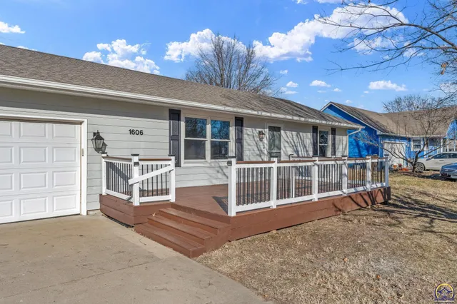 $235,000 | 1606 Southeast 37th Street, Topeka, KS 66605