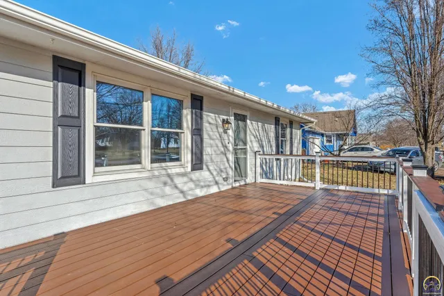 $235,000 | 1606 Southeast 37th Street, Topeka, KS 66605