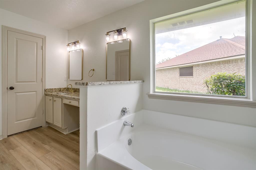 102 Meadow Ridge Avenue Venus, TX 76084 - Photo 33 of 40