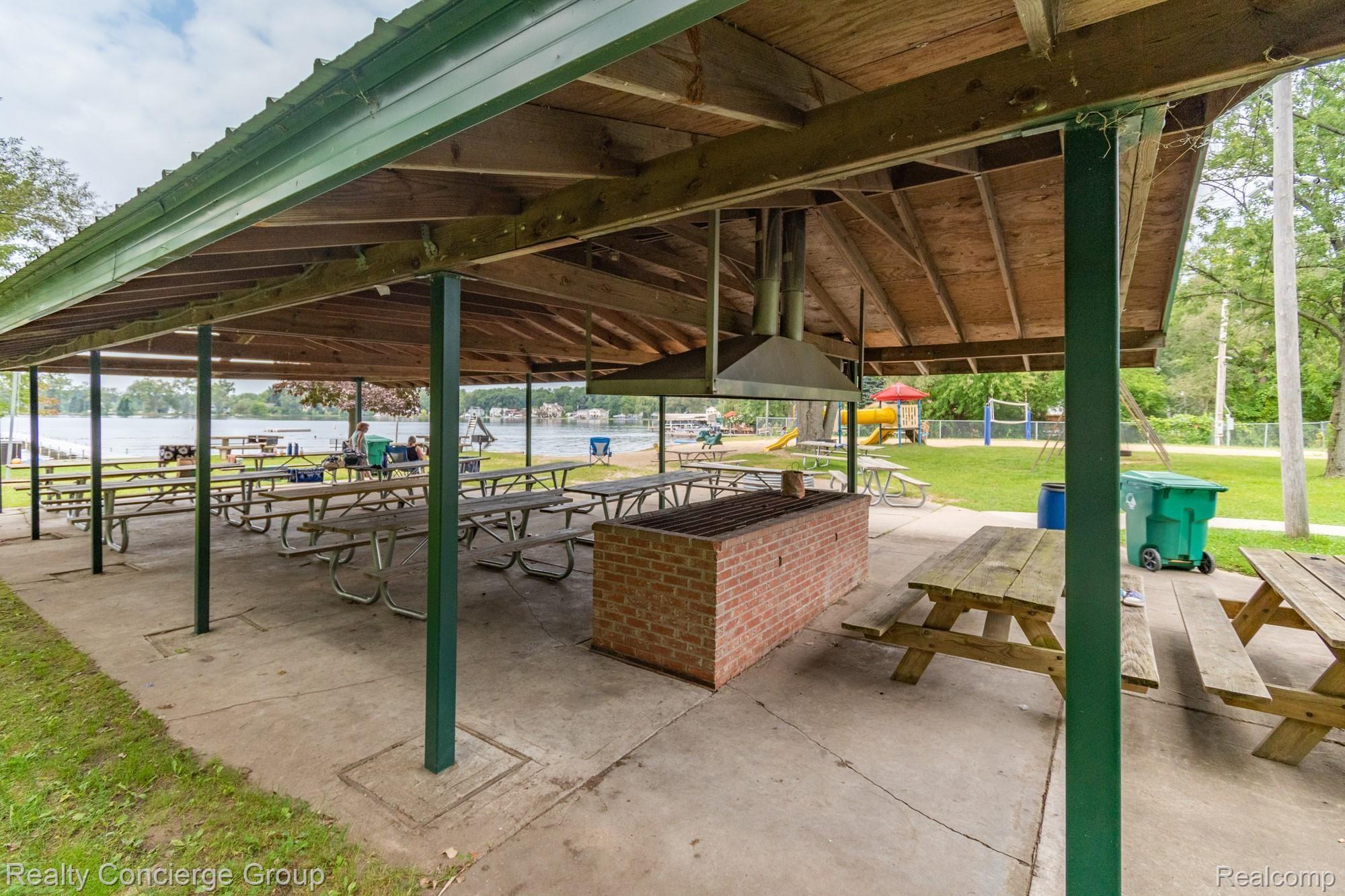289 Ruppert Street Commerce Township, MI 48382 - Photo 36 of 36 Ruppert-136.jpg