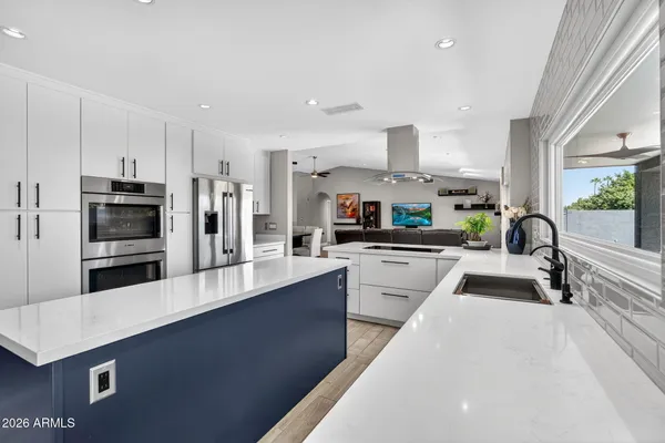 $949,000 | 2249 East Mercer Lane, Phoenix, AZ 85028