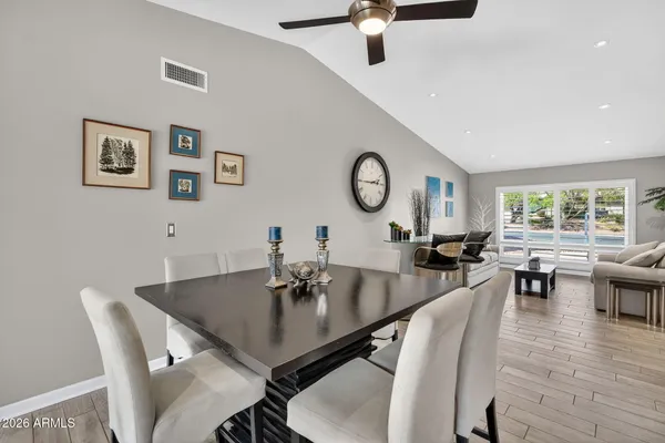 $949,000 | 2249 East Mercer Lane, Phoenix, AZ 85028