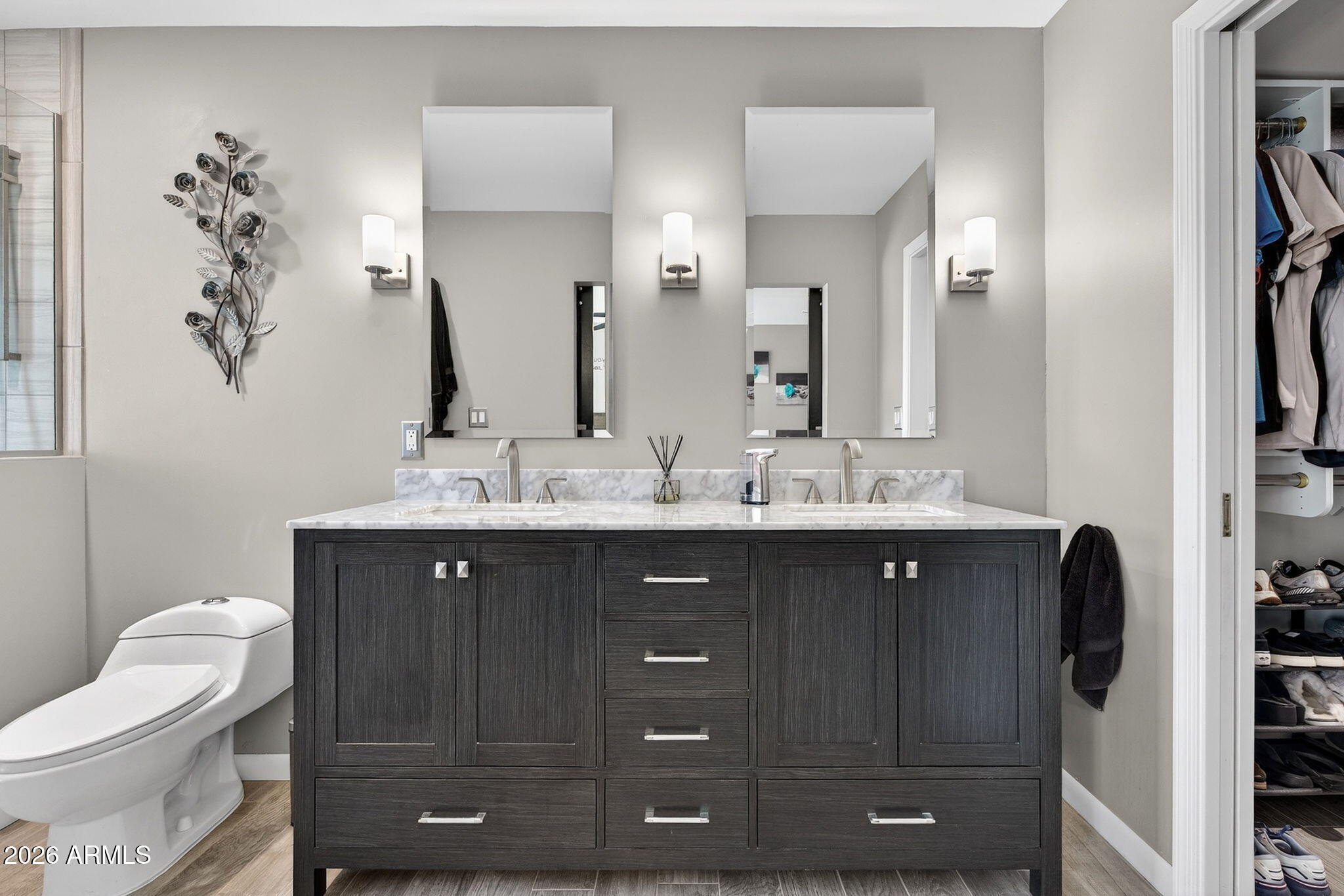 2249 East Mercer Lane Phoenix, AZ 85028 - Photo 25 of 82 31-web-or-mls-063E Mercer Ln