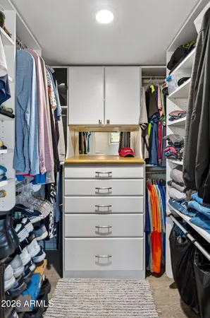 $949,000 | 2249 East Mercer Lane, Phoenix, AZ 85028