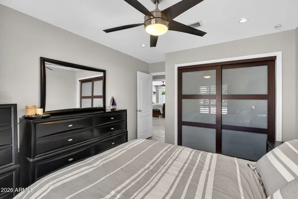 $949,000 | 2249 East Mercer Lane, Phoenix, AZ 85028