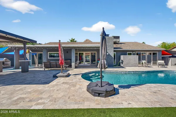 $949,000 | 2249 East Mercer Lane, Phoenix, AZ 85028