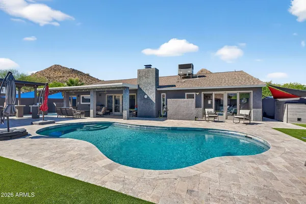 $949,000 | 2249 East Mercer Lane, Phoenix, AZ 85028
