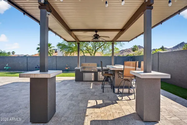 $949,000 | 2249 East Mercer Lane, Phoenix, AZ 85028