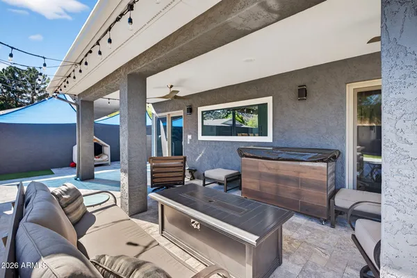 $949,000 | 2249 East Mercer Lane, Phoenix, AZ 85028