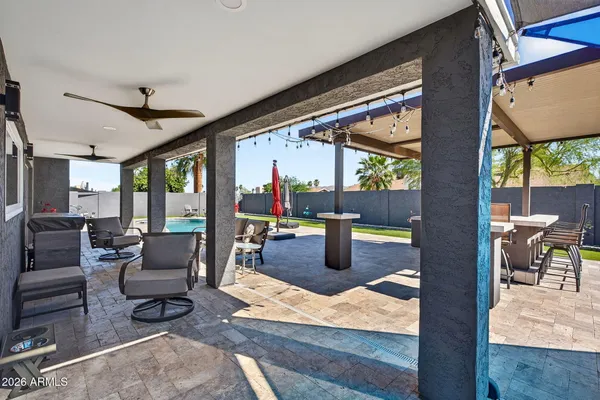 $949,000 | 2249 East Mercer Lane, Phoenix, AZ 85028