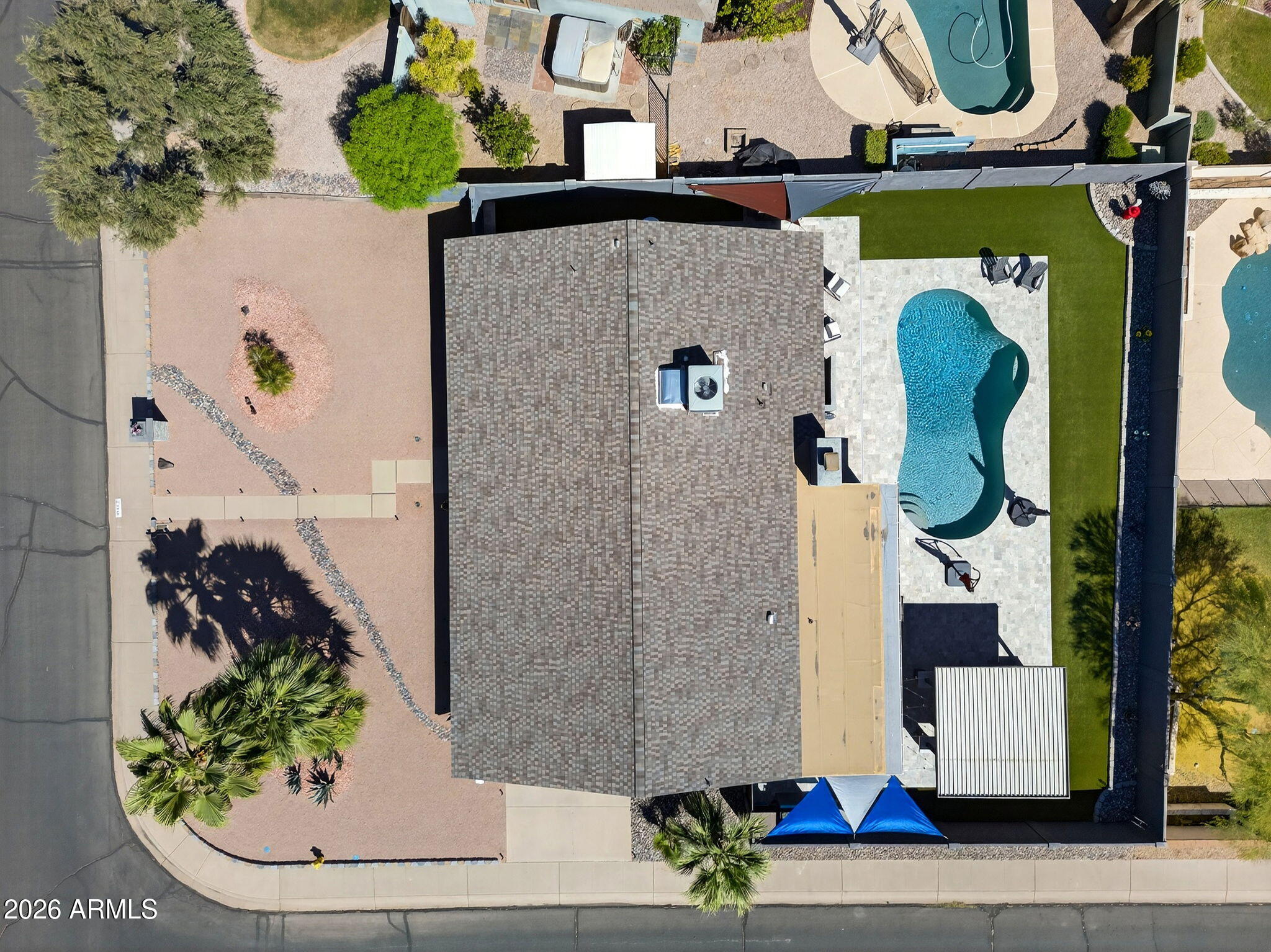 2249 East Mercer Lane Phoenix, AZ 85028 - Photo 59 of 82 65-web-or-mls-010E Mercer Ln