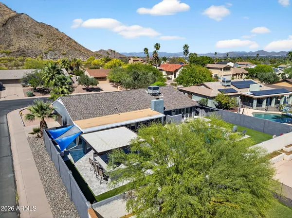 $949,000 | 2249 East Mercer Lane, Phoenix, AZ 85028