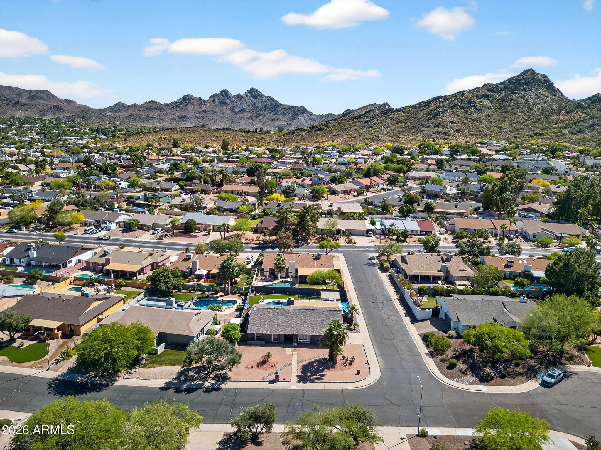 2249 East Mercer Lane Phoenix, AZ 85028 - Photo 69 of 82 76-web-or-mls-021E Mercer Ln