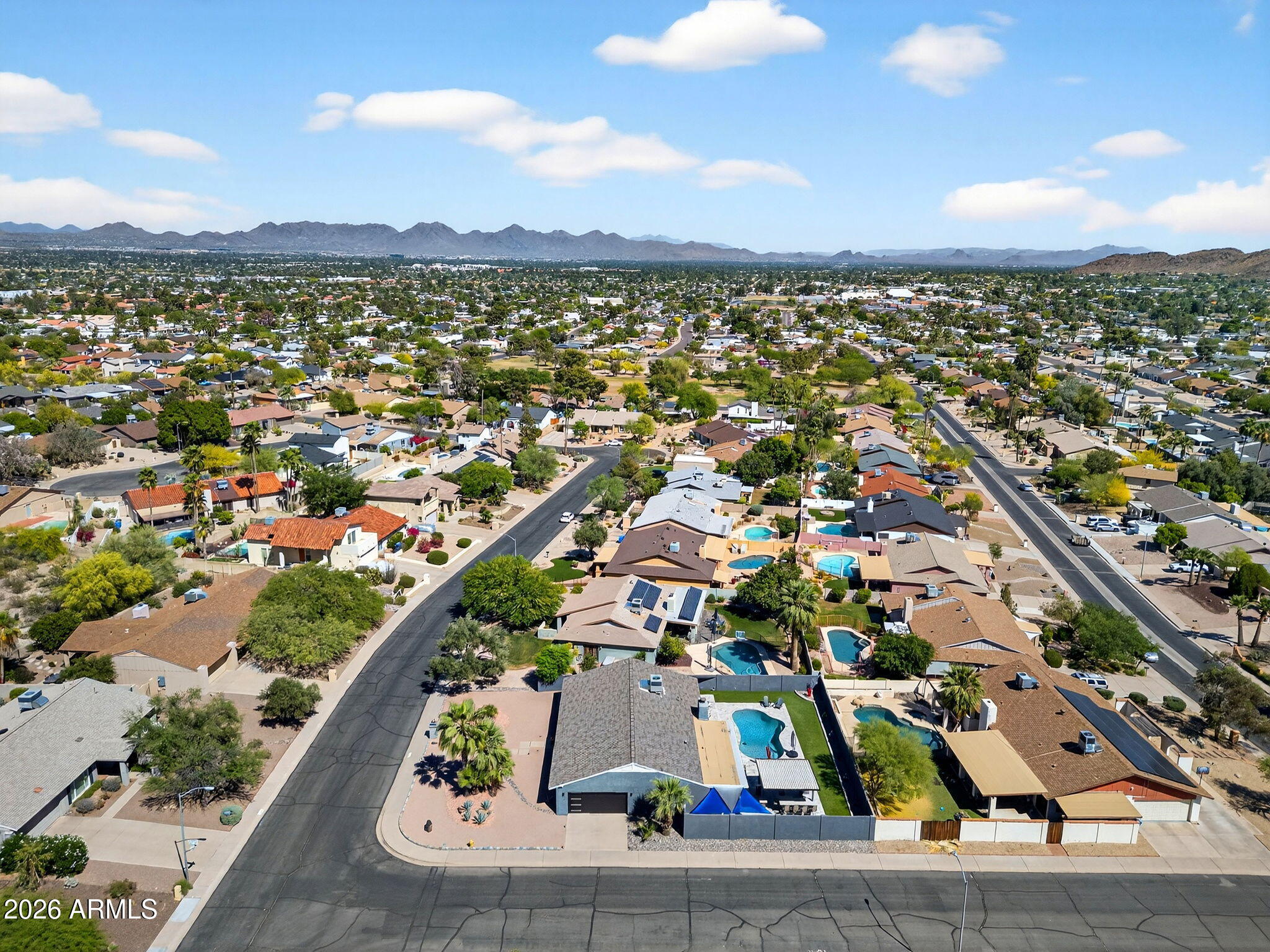 2249 East Mercer Lane Phoenix, AZ 85028 - Photo 71 of 82 78-web-or-mls-023E Mercer Ln