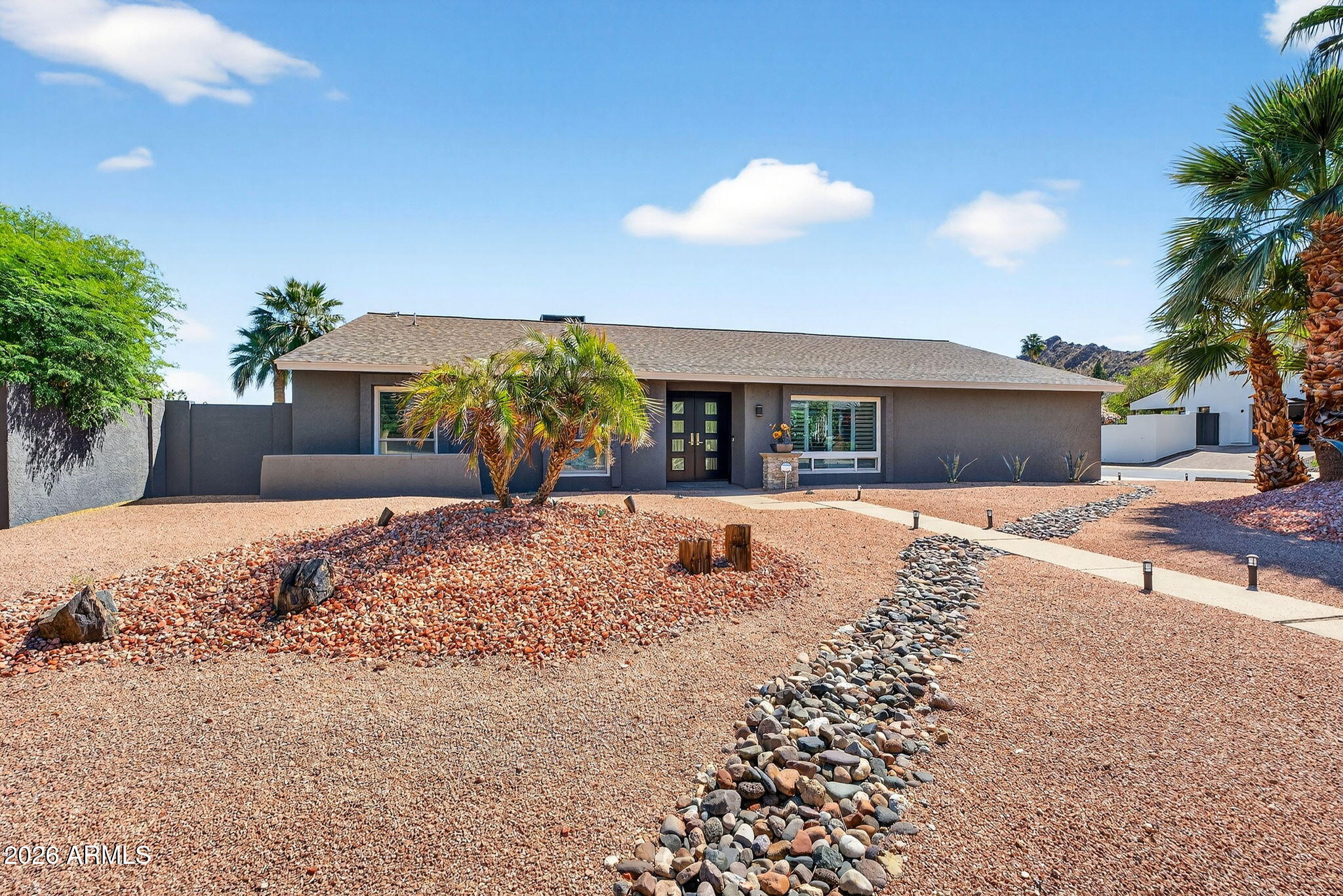 2249 East Mercer Lane Phoenix, AZ 85028 - Photo 77 of 82 3-web-or-mls-028E Mercer Ln