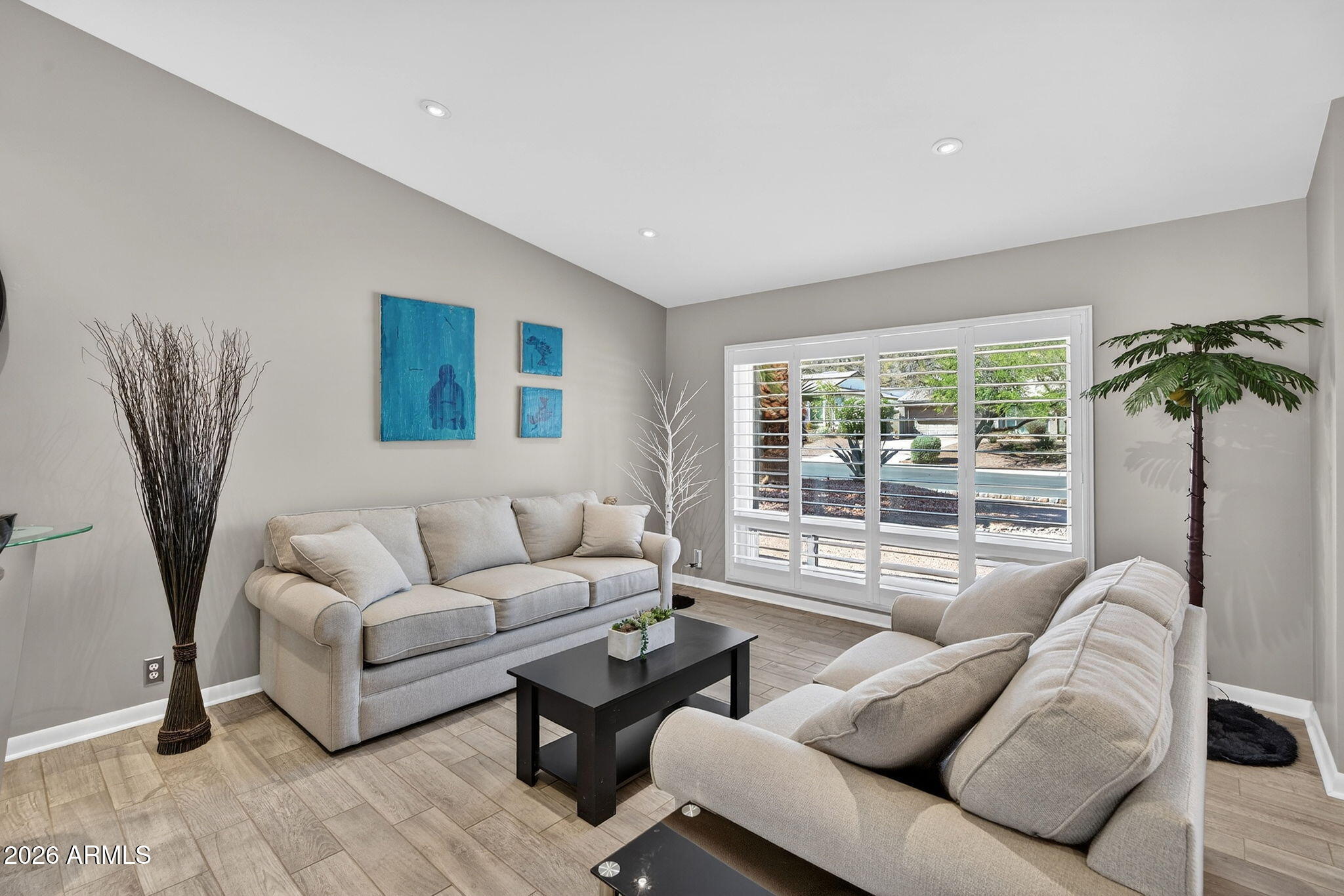 2249 East Mercer Lane Phoenix, AZ 85028 - Photo 79 of 82 5-web-or-mls-031E Mercer Ln