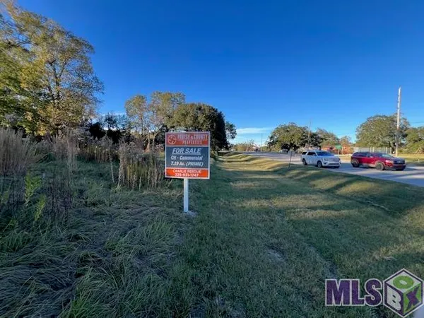 $2,010,000 | 61 St Francisville La, St. Francisville, LA 70775