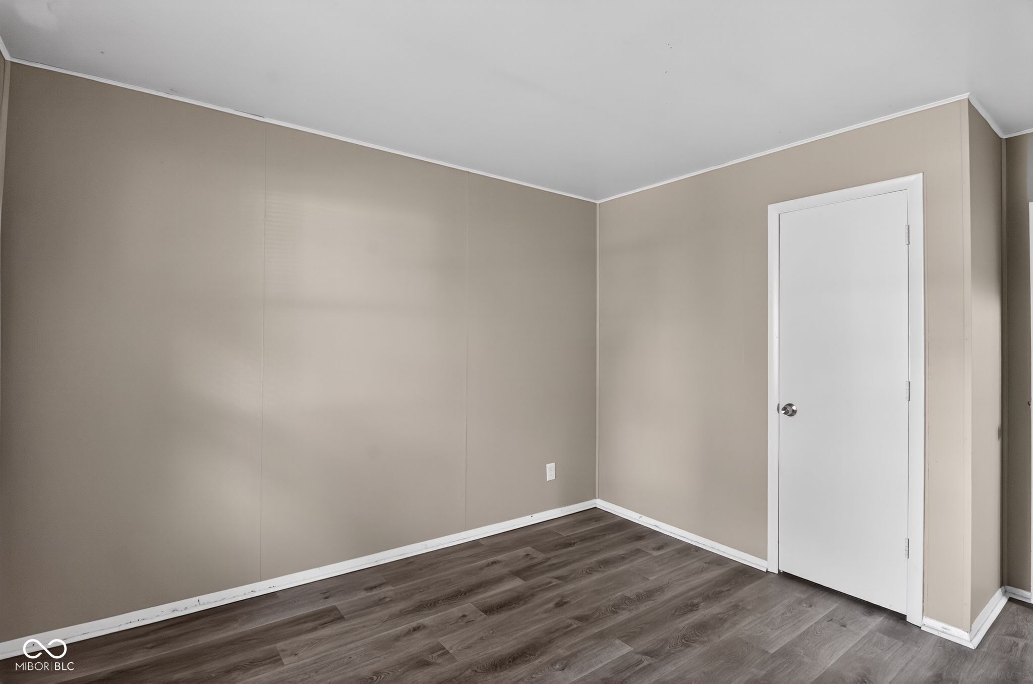 3914 Richelieu Road Indianapolis, IN 46226 - Photo 17 of 32