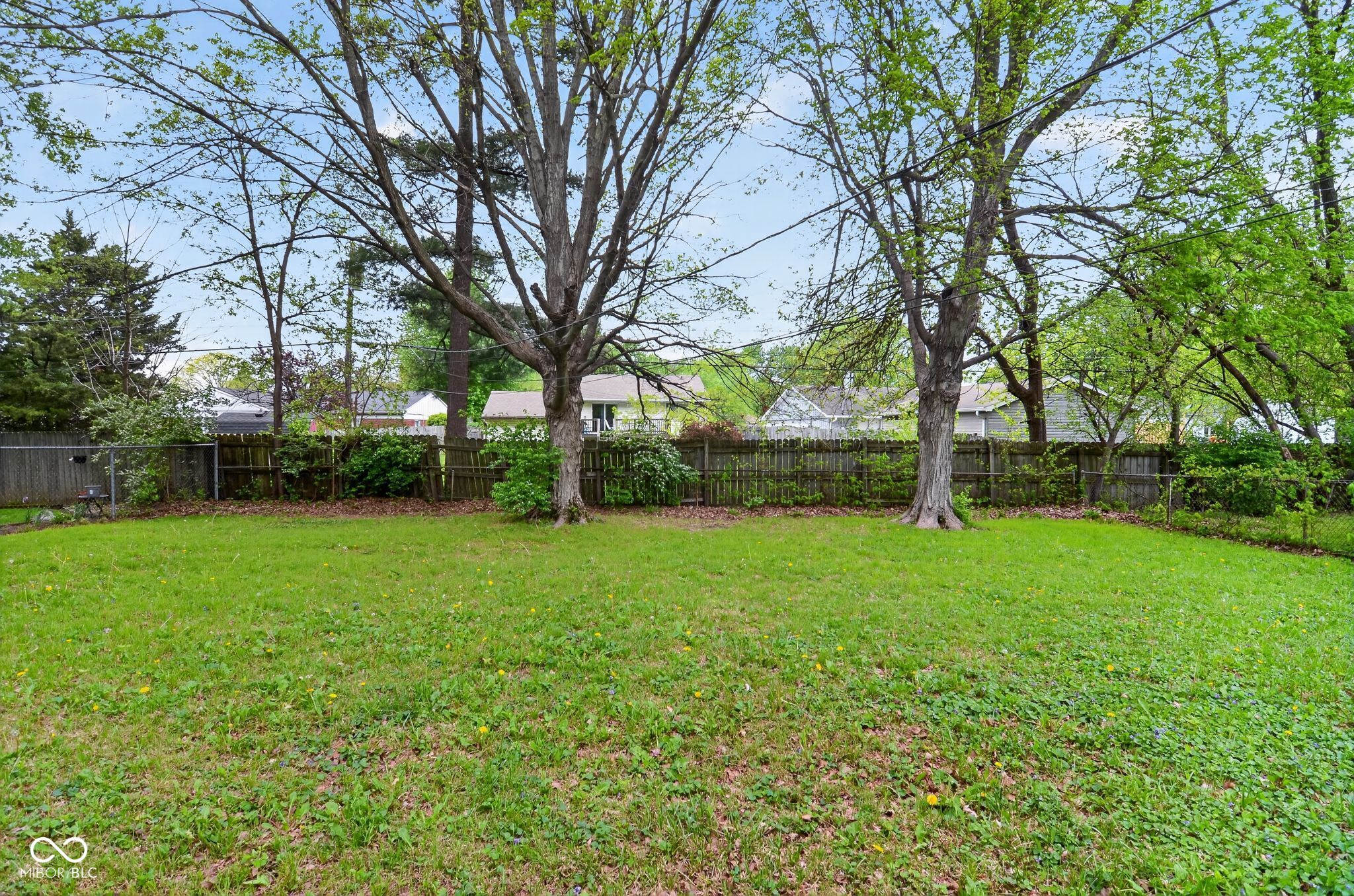 3914 Richelieu Road Indianapolis, IN 46226 - Photo 8 of 32