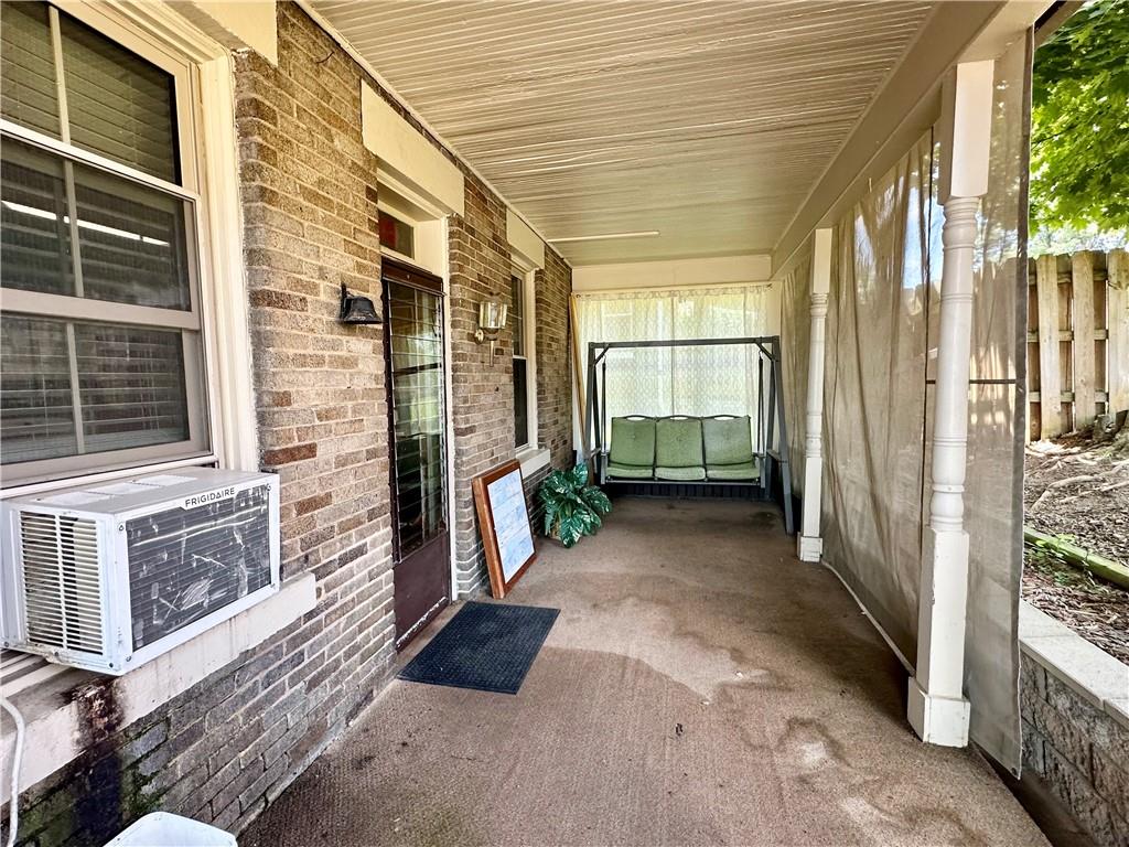 521 West Main Street Rural Valley, PA 16249 - Photo 2 of 39