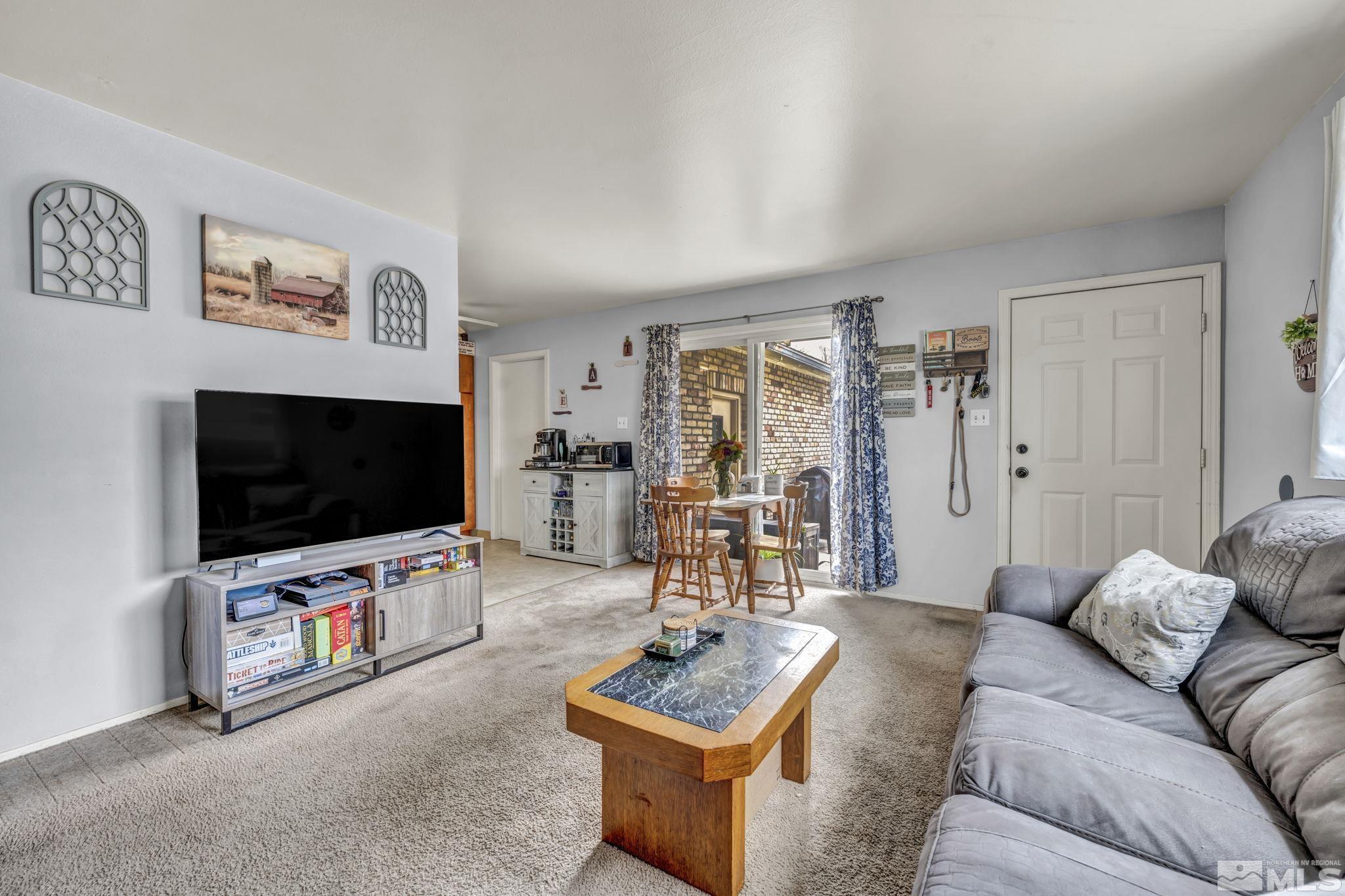 2541 Orovada Street Reno, NV 89512 - Photo 9 of 40 Photo 9
