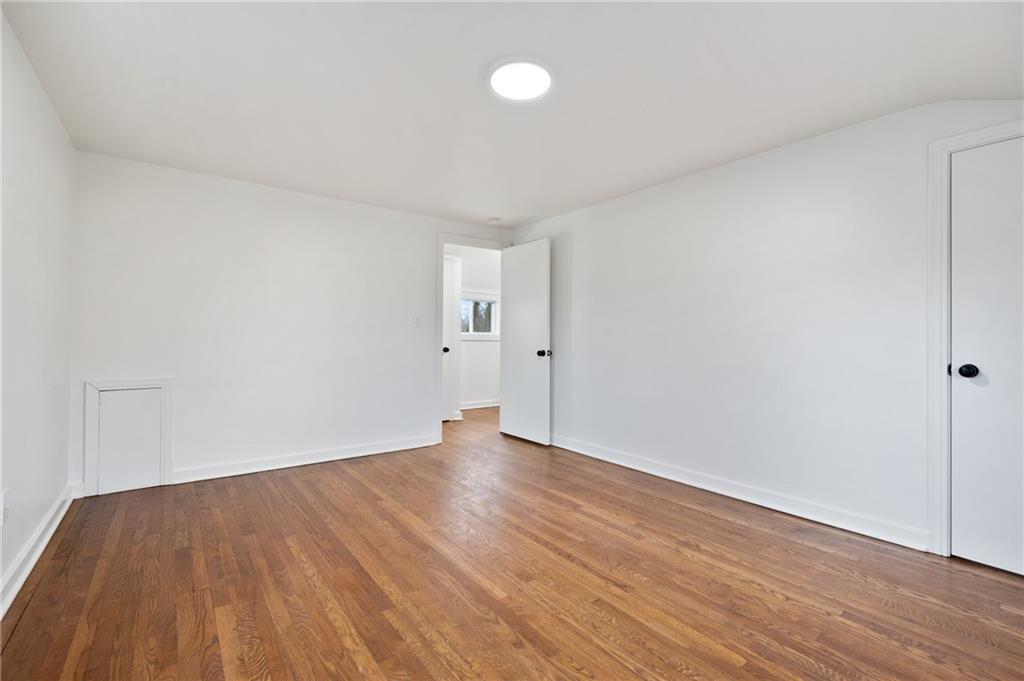 1307 Jefferson Heights Road Pittsburgh, PA 15235 - Photo 15 of 25 Gallery Image 15