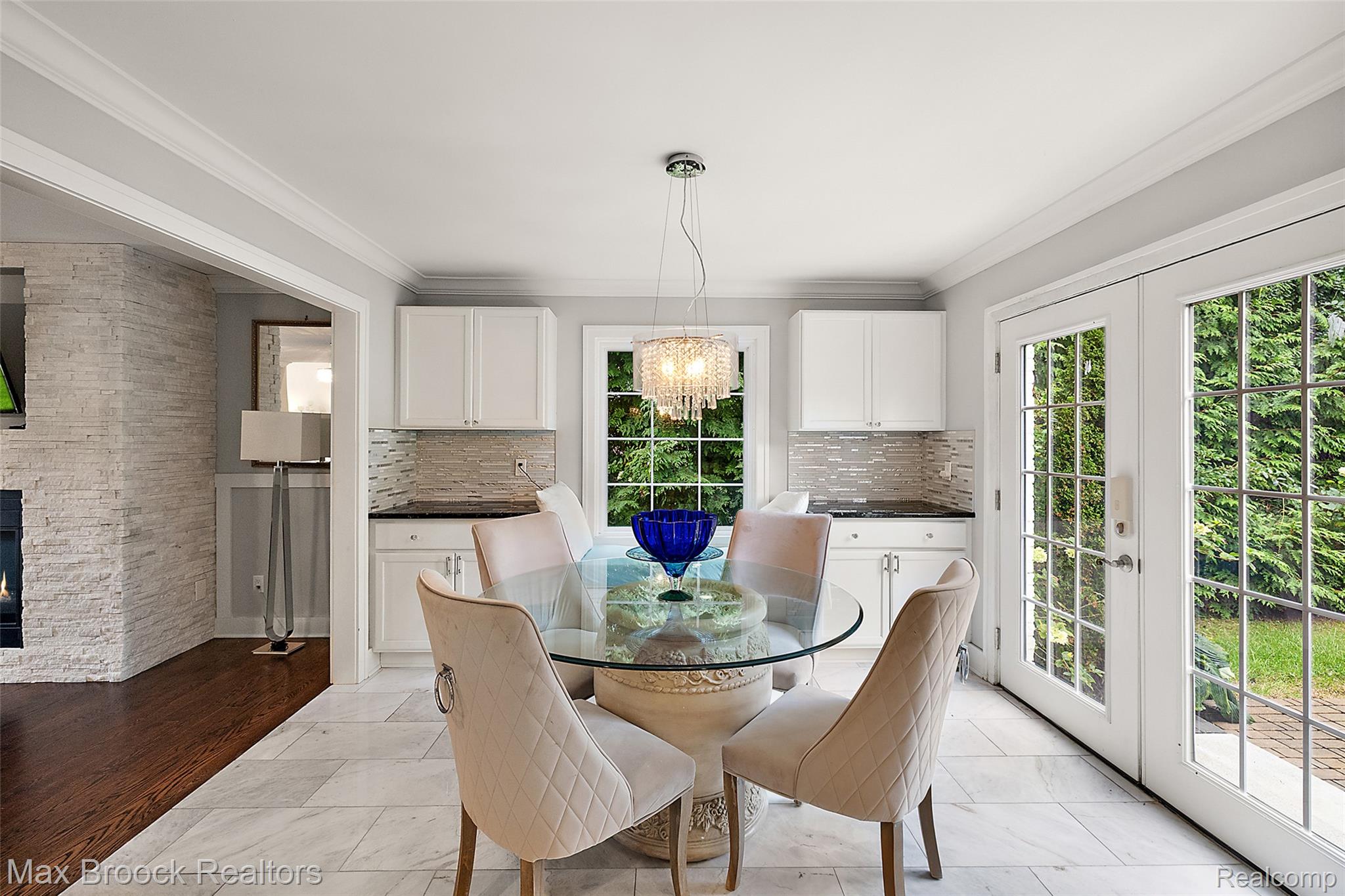 3774 Quarton Road Bloomfield Hills, MI 48302 - Photo 7 of 34 3774 Quarton Rd -38.jpg