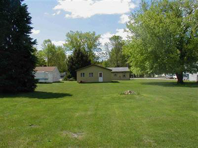 7058 West Vienna Road Clio, MI 48420 - Photo 6 of 7 20153600-5.JPG