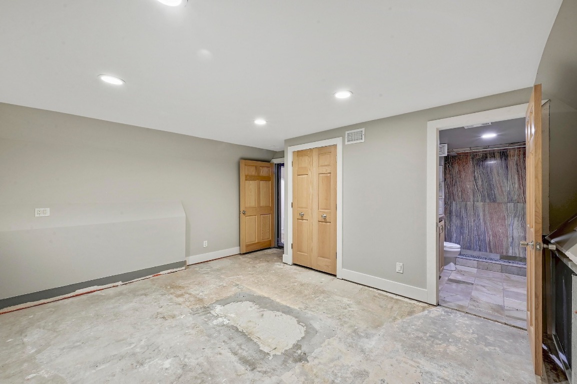 2204 Spring Creek Drive Austin, TX 78704 - Photo 27 of 34 a view of an empty room