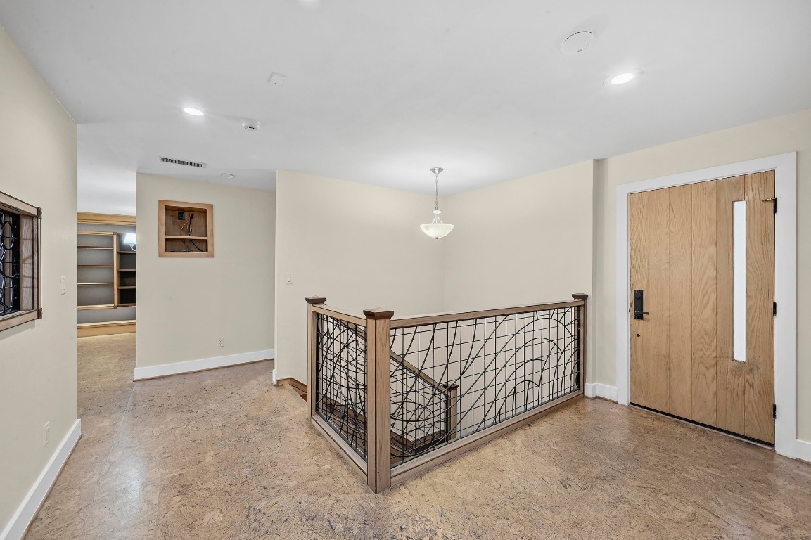 2204 Spring Creek Drive Austin, TX 78704 - Photo 4 of 34 a view of a hallway with entryway