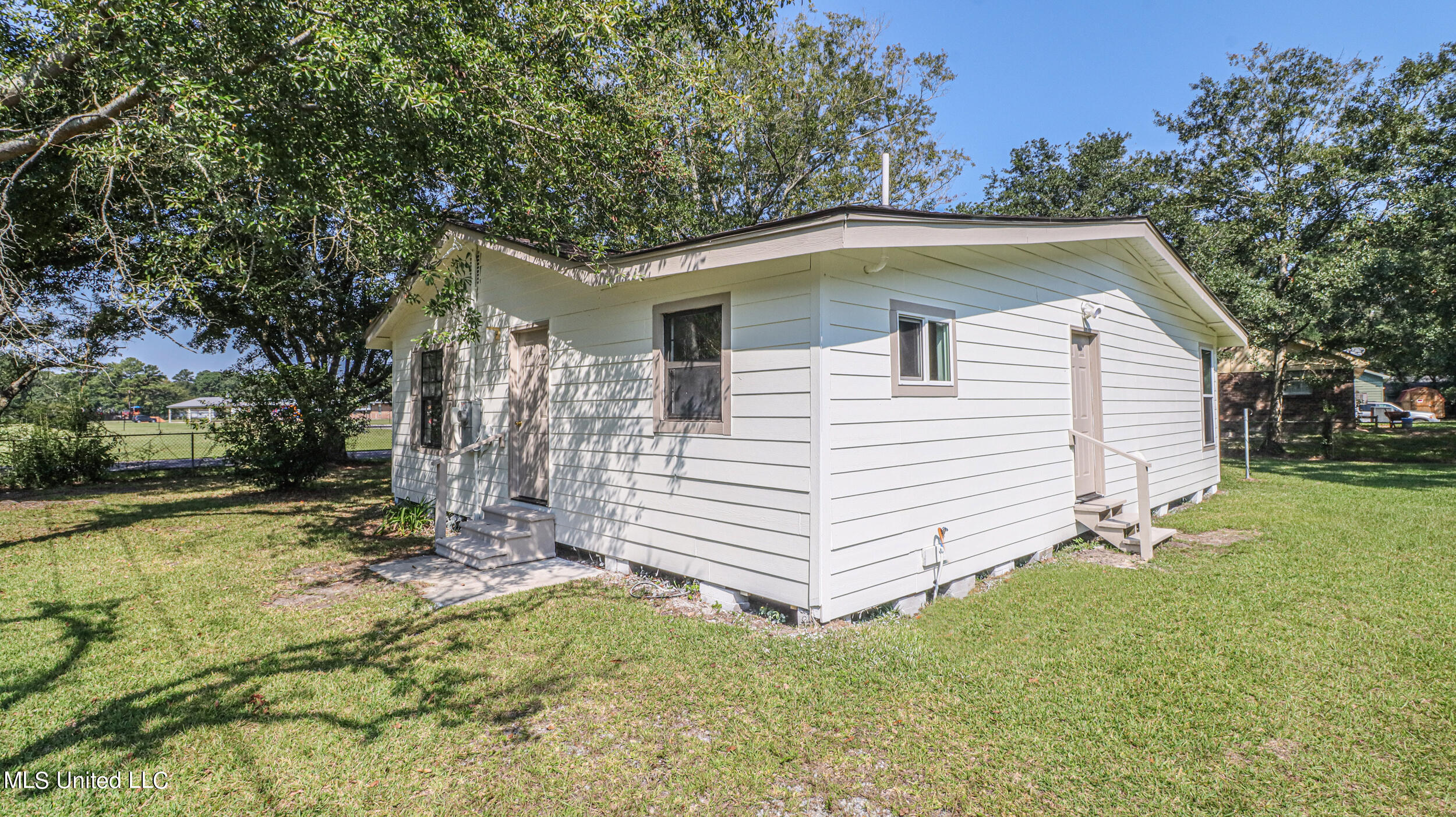 6500 Springwater Street Moss Point, MS 39563 - Photo 13 of 15 62FAB292-B7A0-4220-8957-29C7DB26CDA8